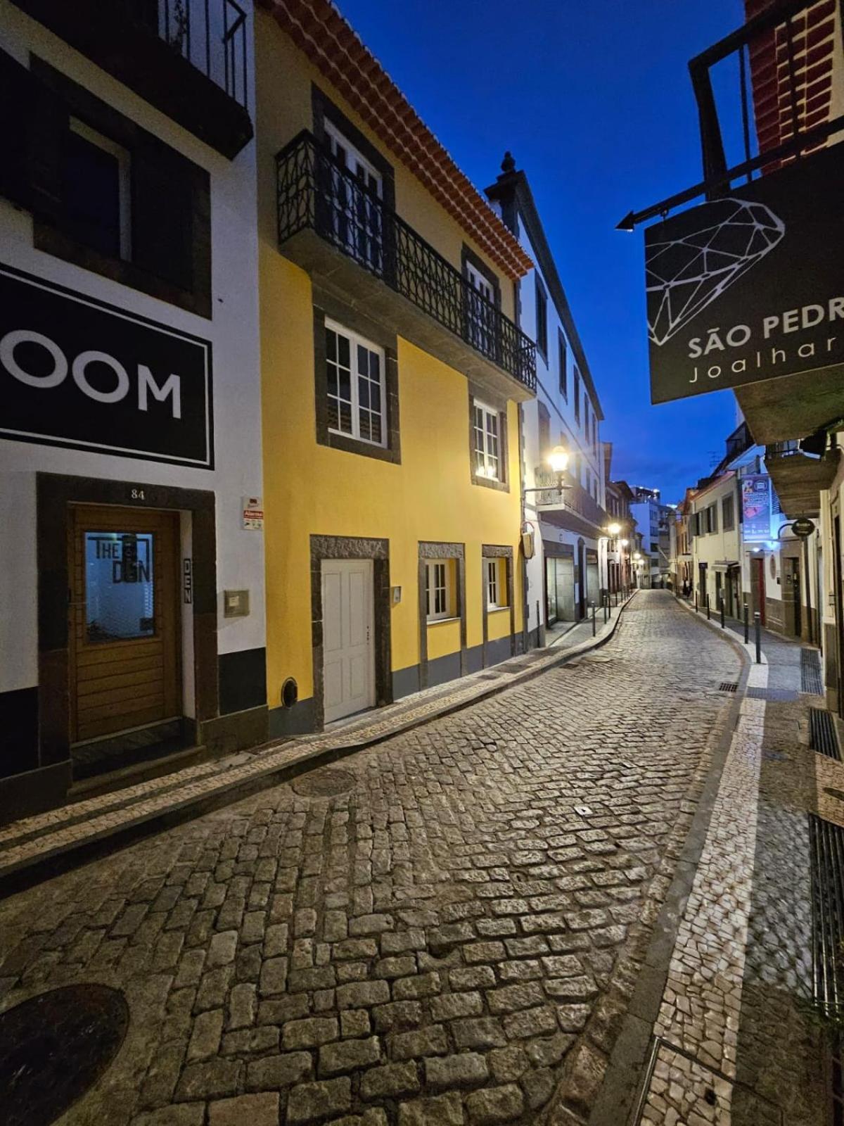 Pretas Village Flats Funchal  Bagian luar foto